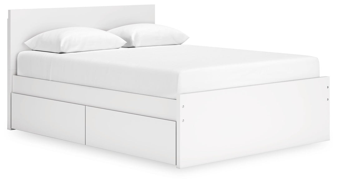 Onita - Panel Platform Bed