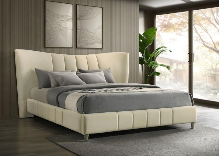 Evelyn - Upholstered Panel Platform Bed