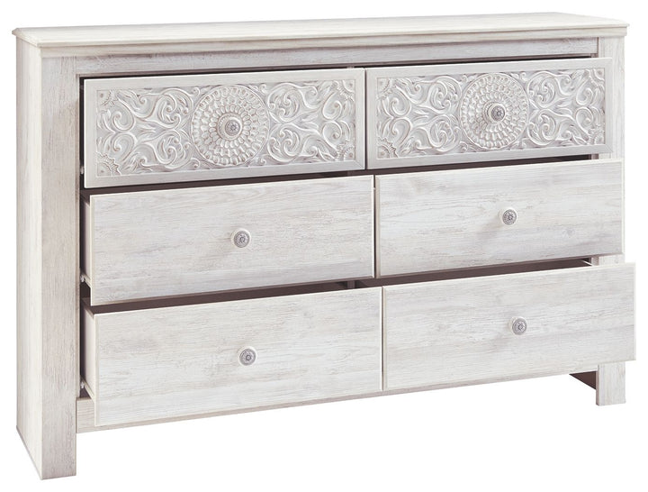 Paxberry - Six Drawer Dresser - Medallion Drawer Pulls - Whitewash