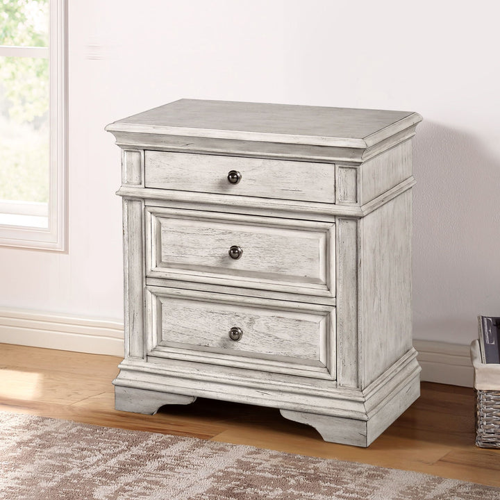 Highland - Accent Nightstand