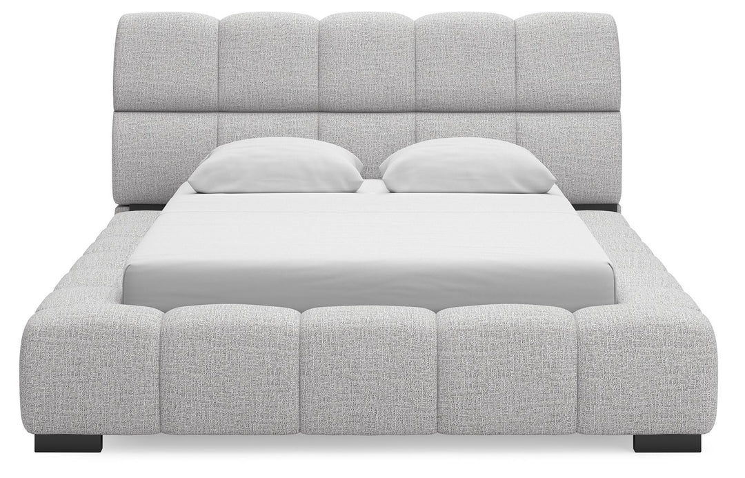 Grendusk - Upholstered Bed
