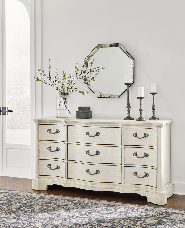 Arlendyne - Dresser - Antique White