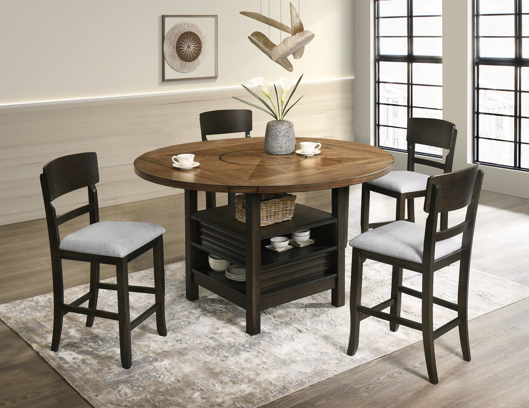 Oakly Dining