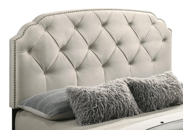 Marianna 4-drawer Upholstered Eastern King Storage Bed Cream