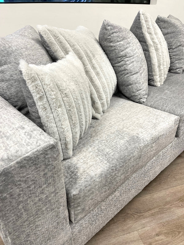 410 Sectional (Gray) (ETA: 9/18)
