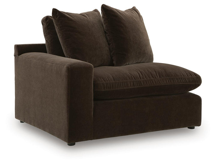 Maxton Heights - 3 Piece Sectional
