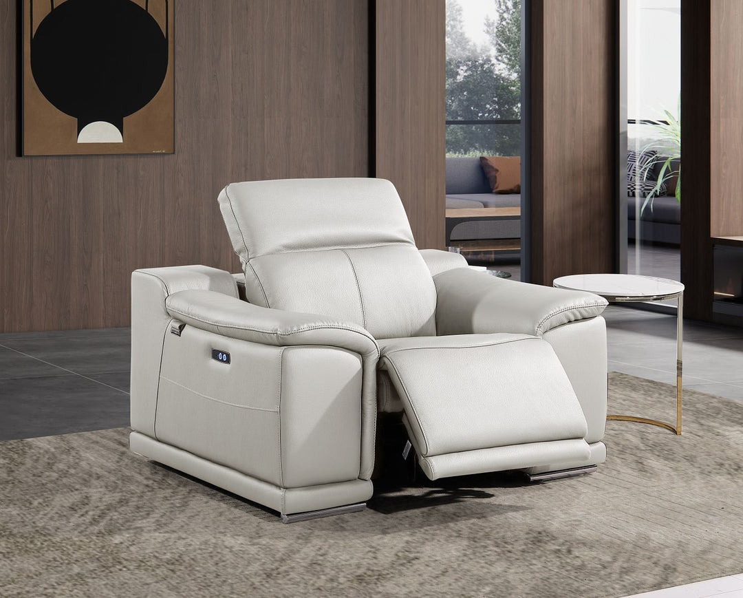9762 - Power Reclining Chair With Adjustable Headrests