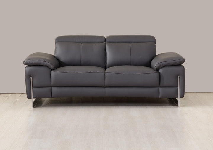 636 - Sofa, Loveseat