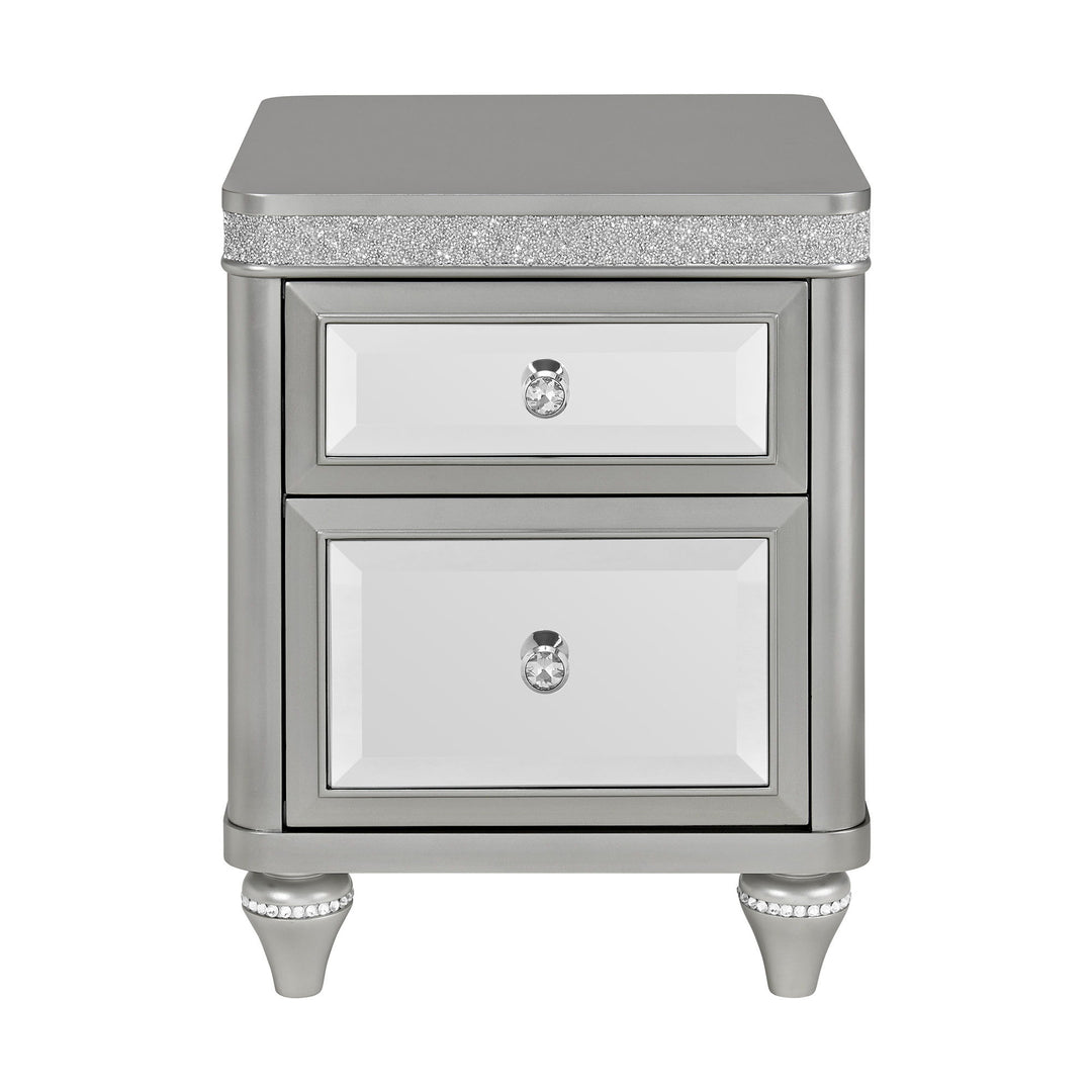 Avril - Chairside Table With Power/USB - Silver