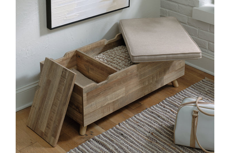 Gerdanet Storage Bench