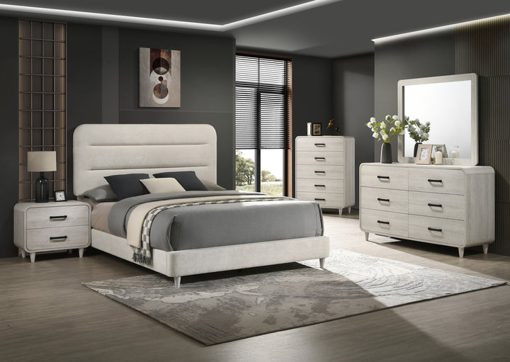 Nyomi Bedroom