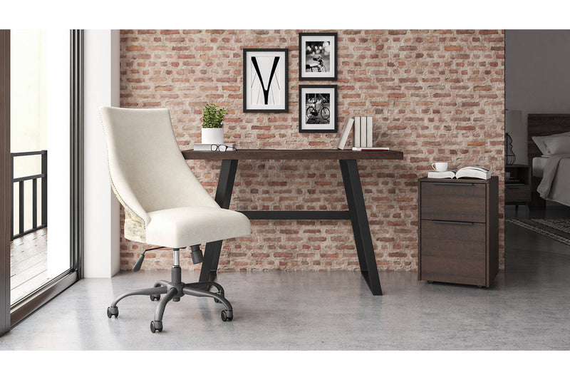 Camiburg Office Desk