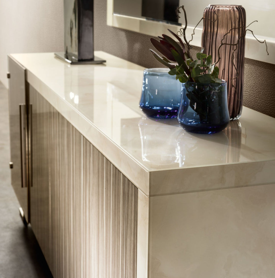 Luce Collection