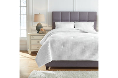 Maurilio Comforter Sets