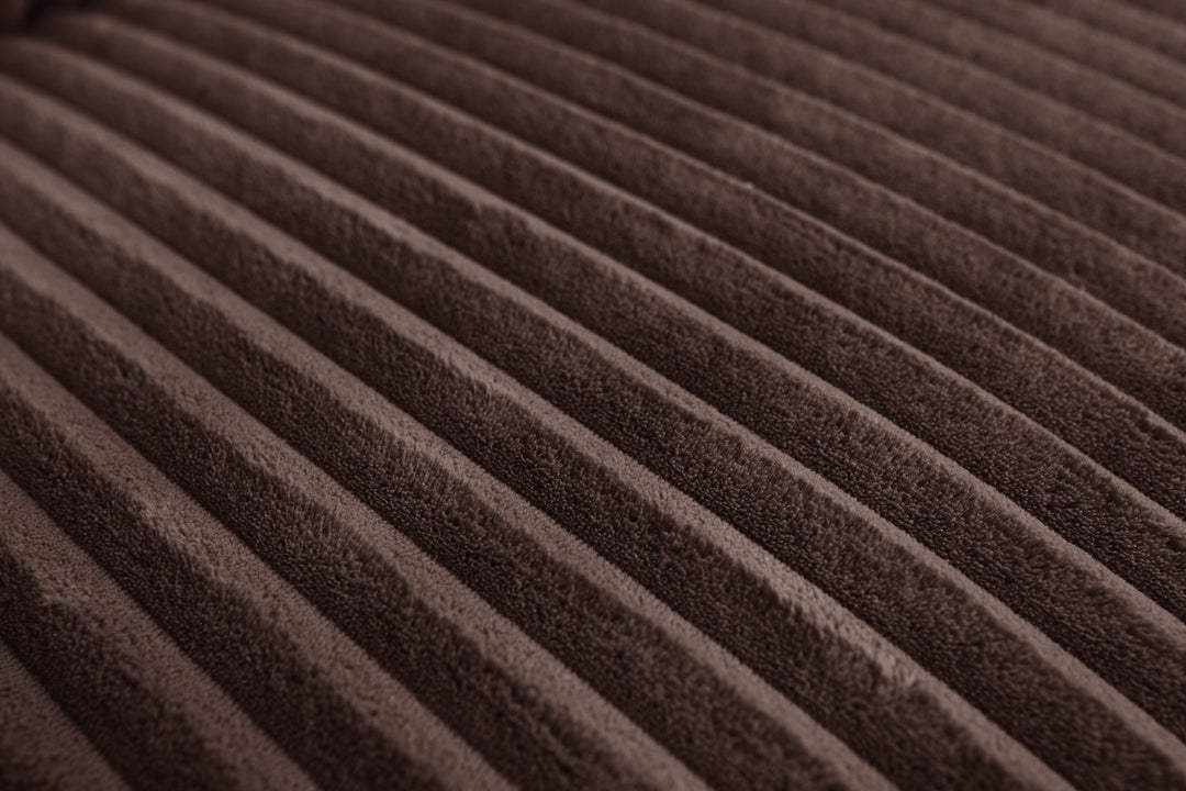 S7033 Yash (Brown)