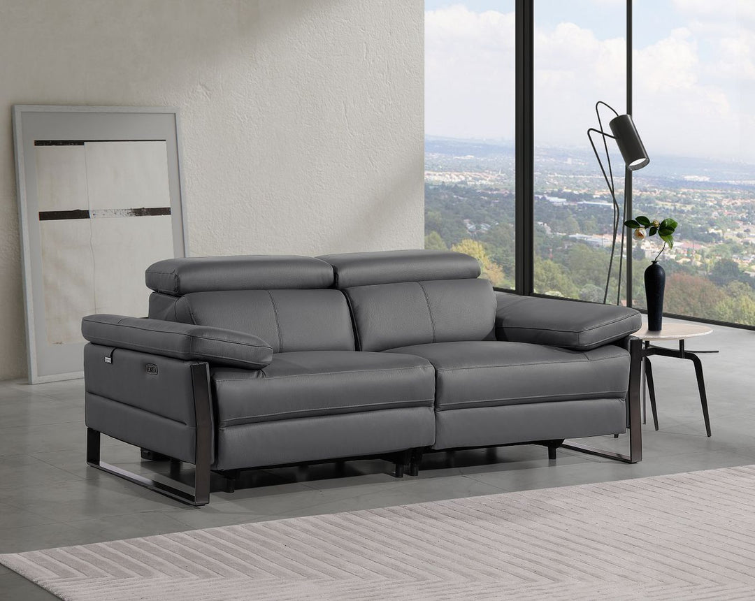 1246 - Loveseat With Power Headrest