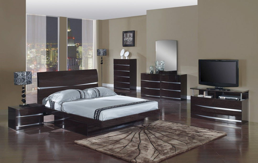 Wynn - Bedroom Set