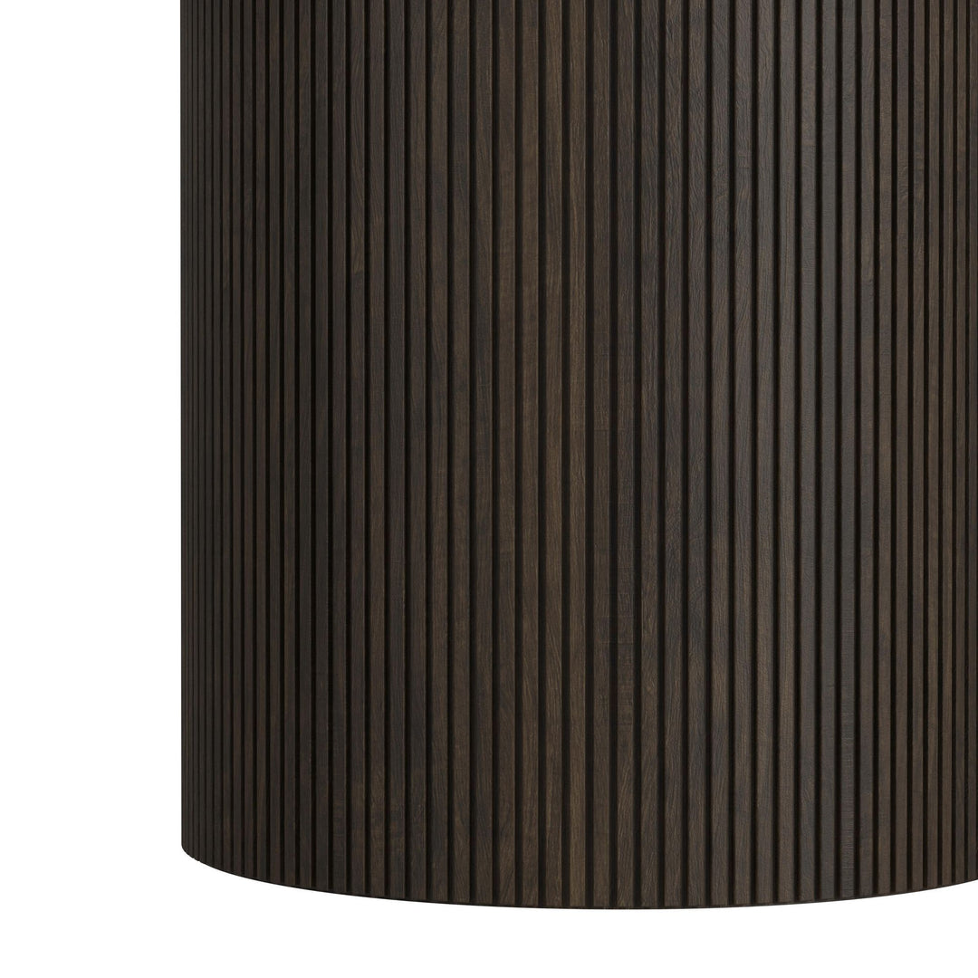Sylvie - Round Table