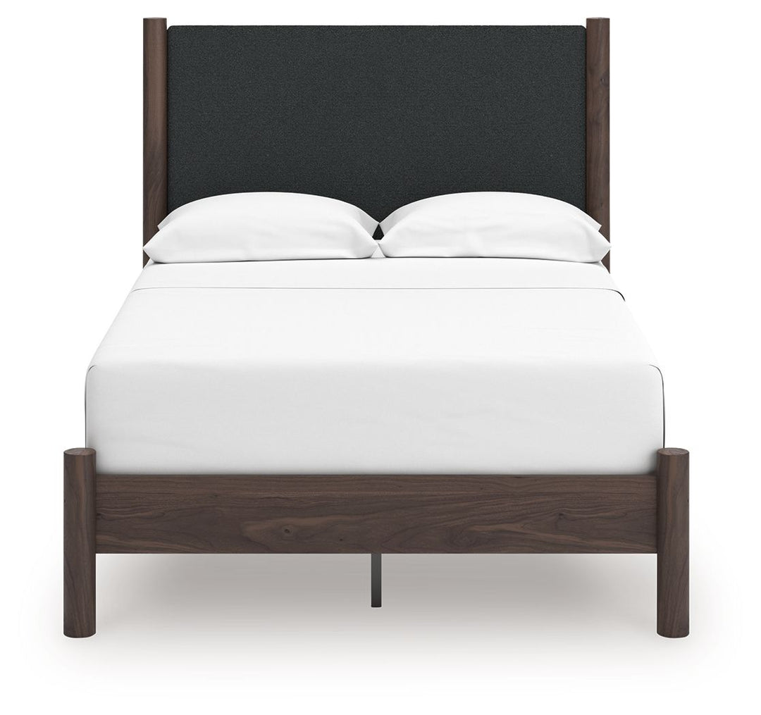 Pamytta - Upholstered Panel Platform Bed