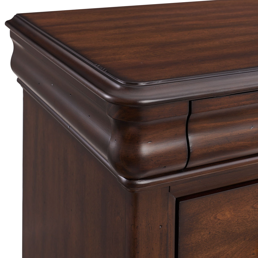 Phillipe - 5-Drawer Chest - Cherry