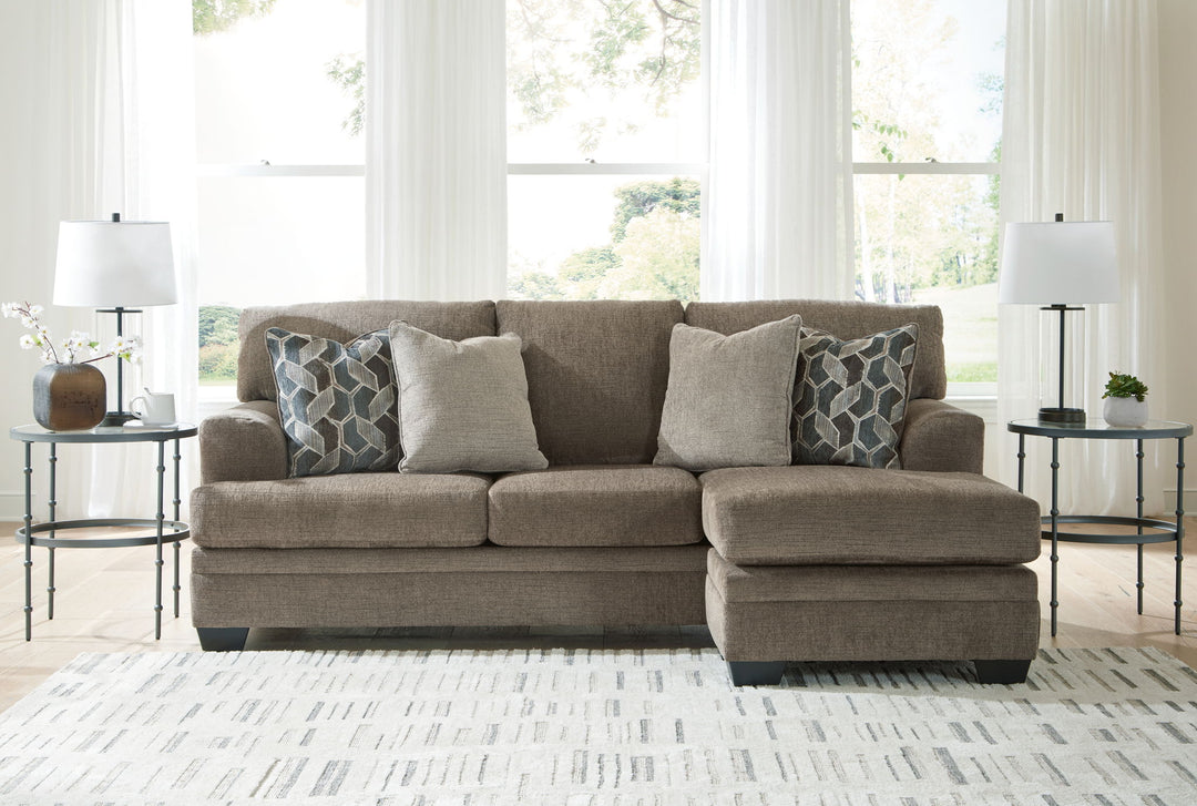 Stonemeade - Sofa Chaise
