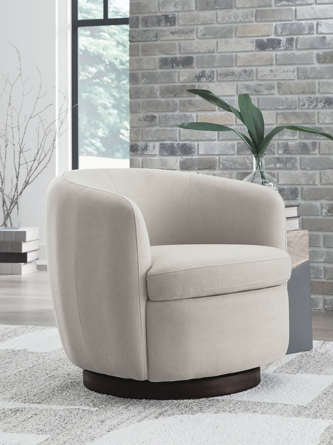 Annbury - Swivel Accent Chair - Light Beige