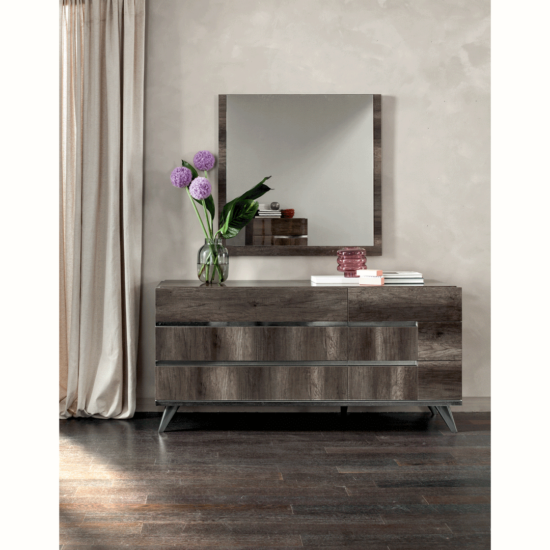Medea Collection