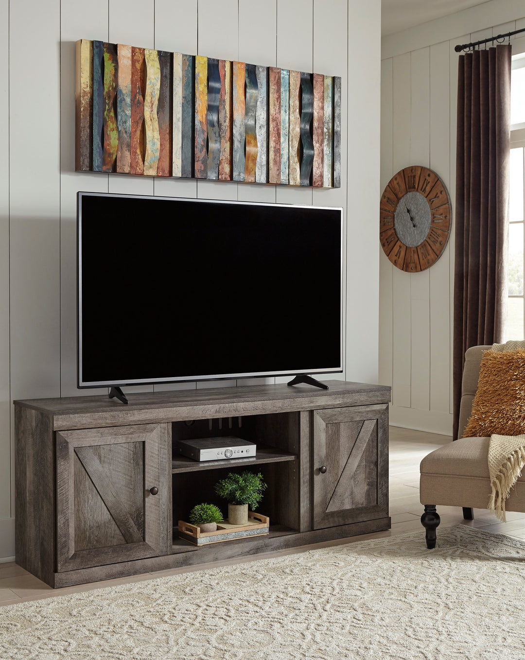 EW0440-268 - TV Stand 60" L (ETA: 10/6)