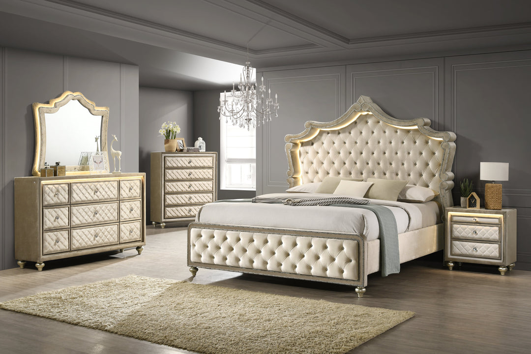 Kingdom 4PC OR 5PC Set - Queen, King
