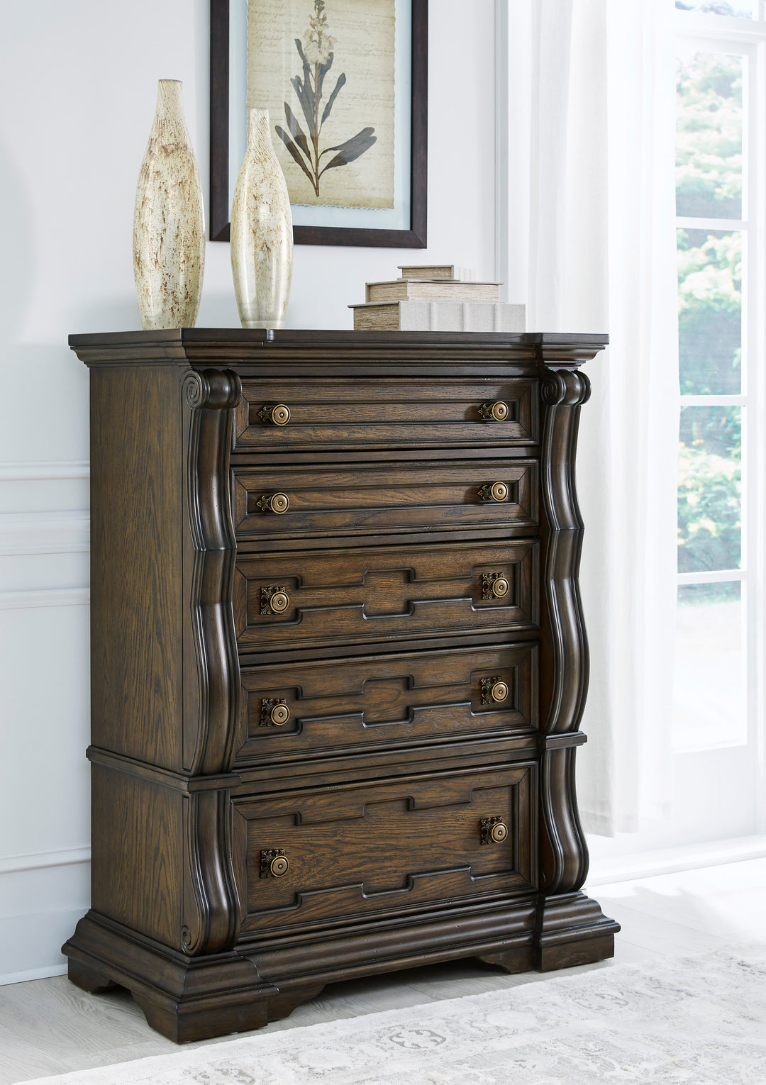 B947 - 5pc Bedroom Set - Queen, King