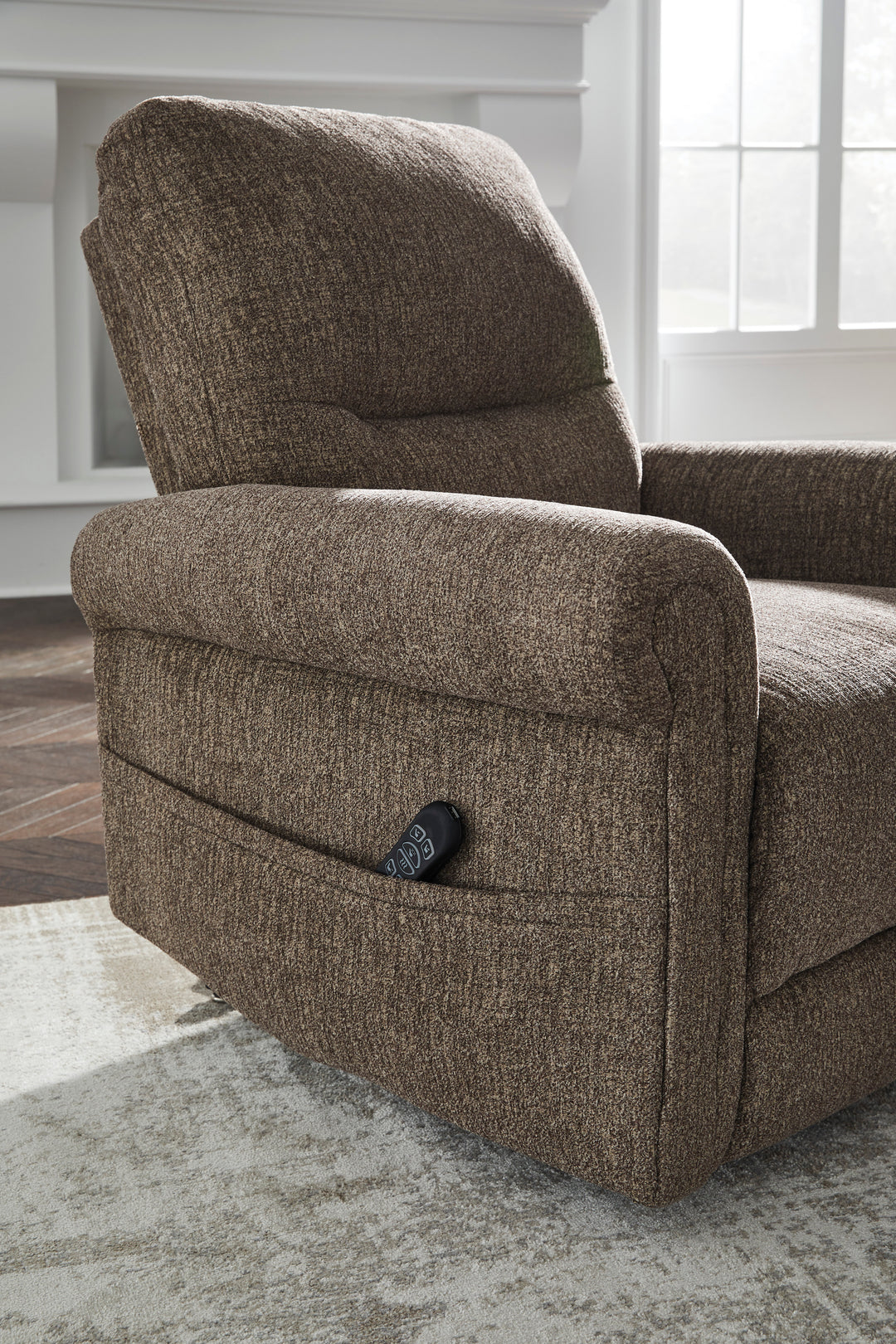 Ashley 1790212 Power Lift Chair (Heat/Massage)