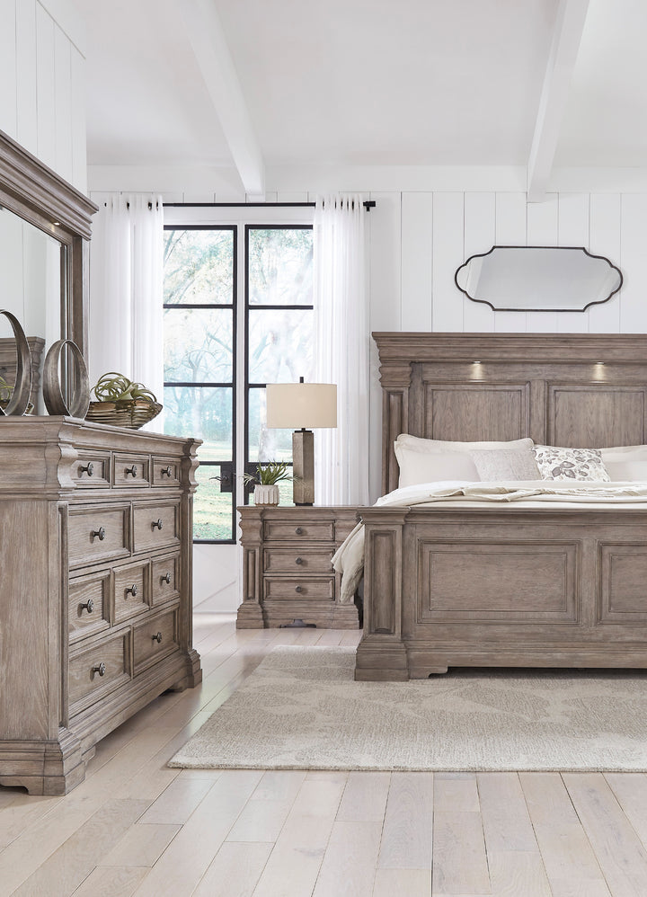 Ashley B916 5PC Bedroom Set, Queen &amp; King