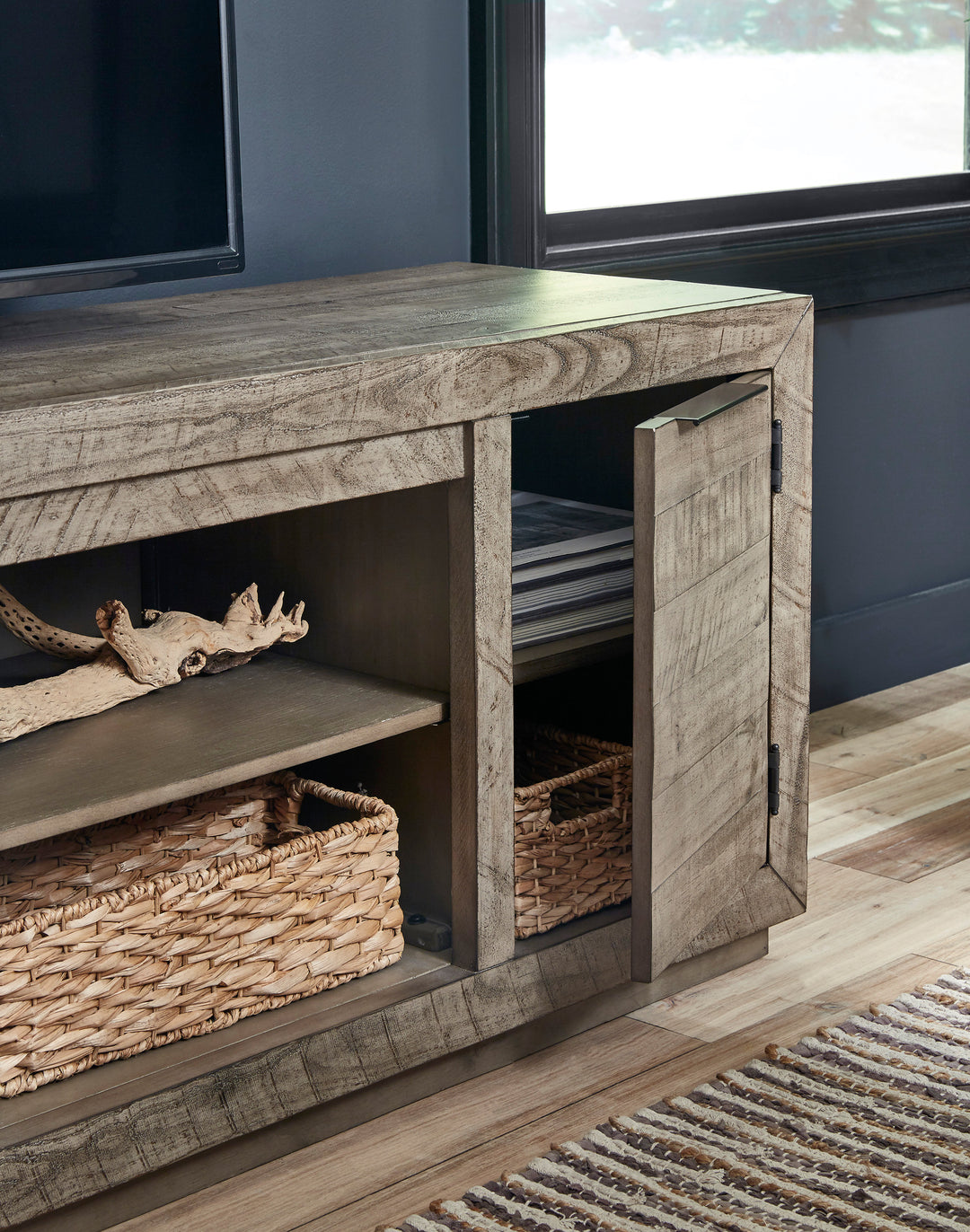 W760-78 - TV Stand 92"L