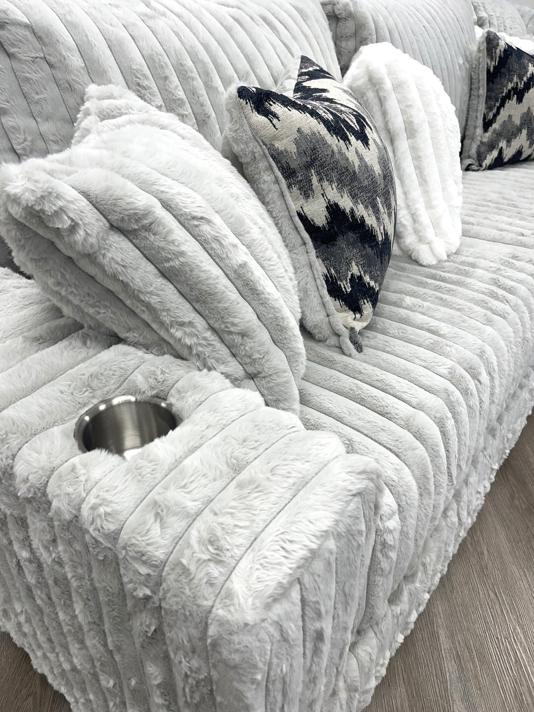 9600 Gray - Oversized Sectional