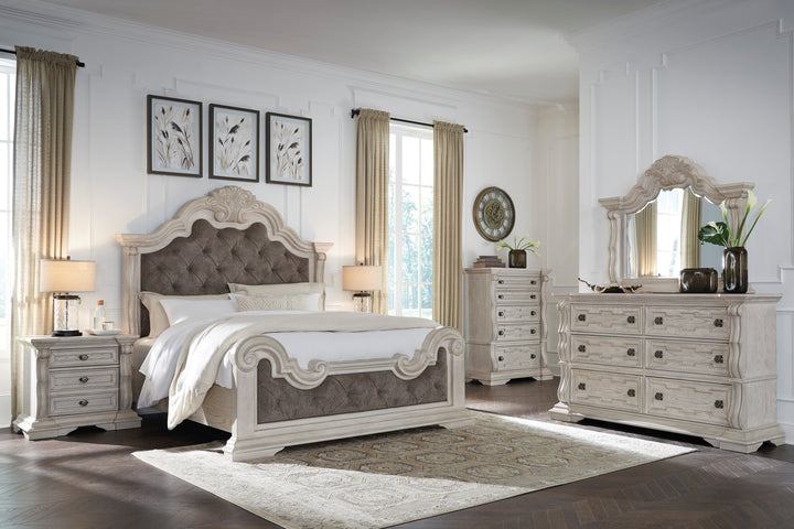B948 - 5pc Bedroom Set - Queen, King