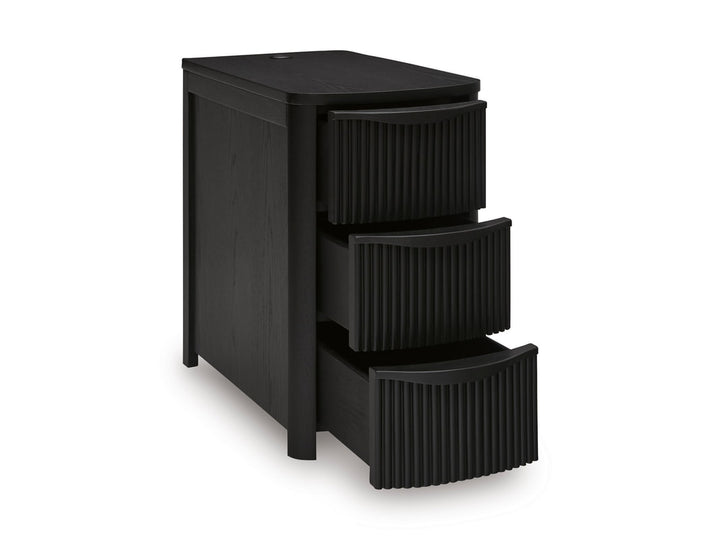 Ashley T208-117 - End Table (USB-A / USB-C Ports)