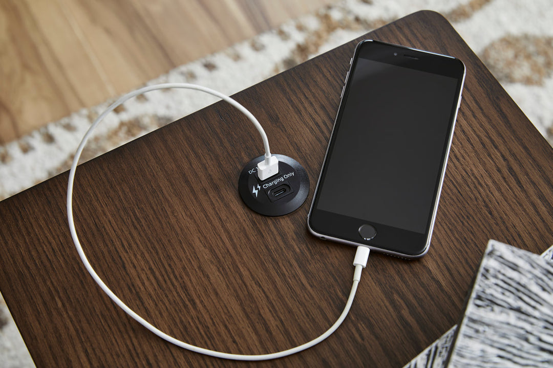 Ashley T208-217 - End Table (USB-A / USB-C Ports)